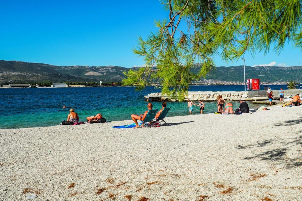 Mediteran Travel Mobile Homes Trogir - Ciovo Arbanija ภายนอก รูปภาพ
